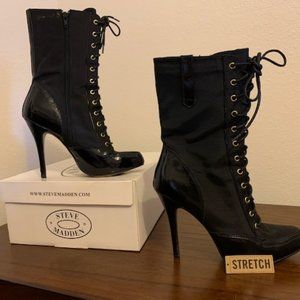 Steve Madden lace-up boots size 9